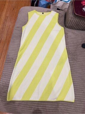 Laundry by Shelli Segal Sample Knit Midi Dress Size S Lime Ivory Striped